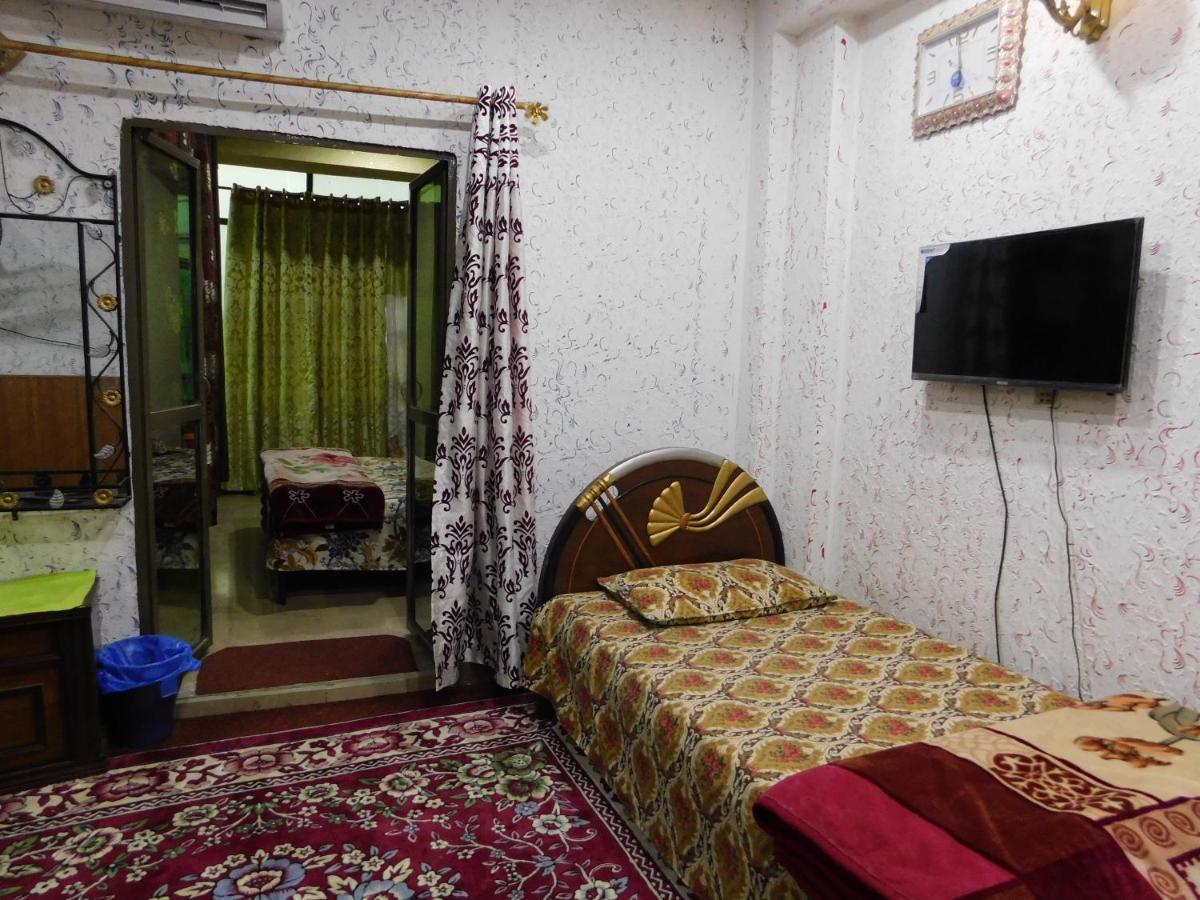 אבוטאבאד Ak Hotel מראה חיצוני תמונה